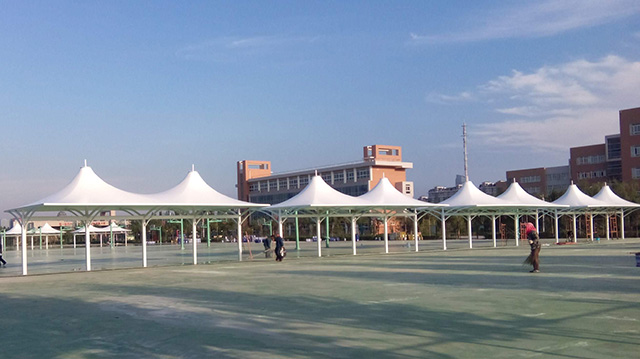 北京張拉膜項(xiàng)目怎么挑選合適的膜材呢？