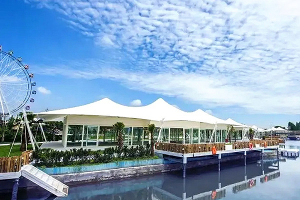 裁剪設(shè)計對北京張拉膜形態(tài)與建造的影響至關(guān)重要